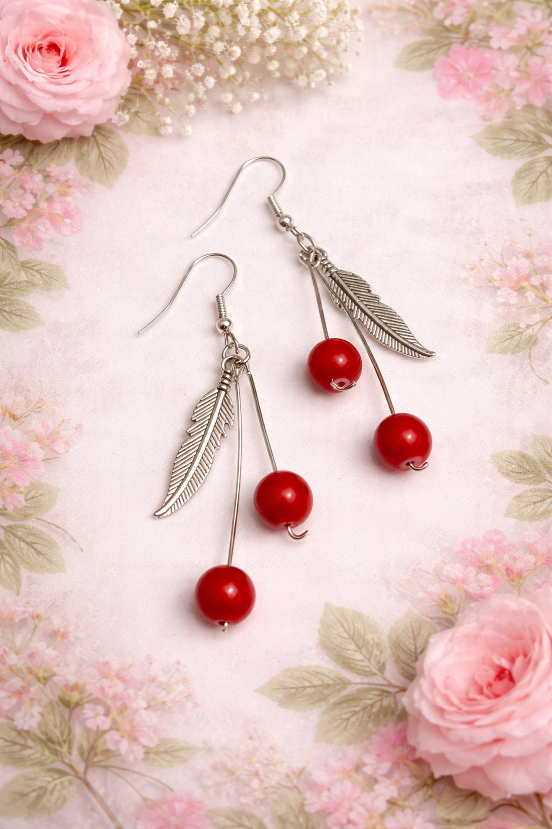 Cercei cirese cu margele de portelan 01997 - bijuterii - cercei - cercei din mărgele - Artynos.ro