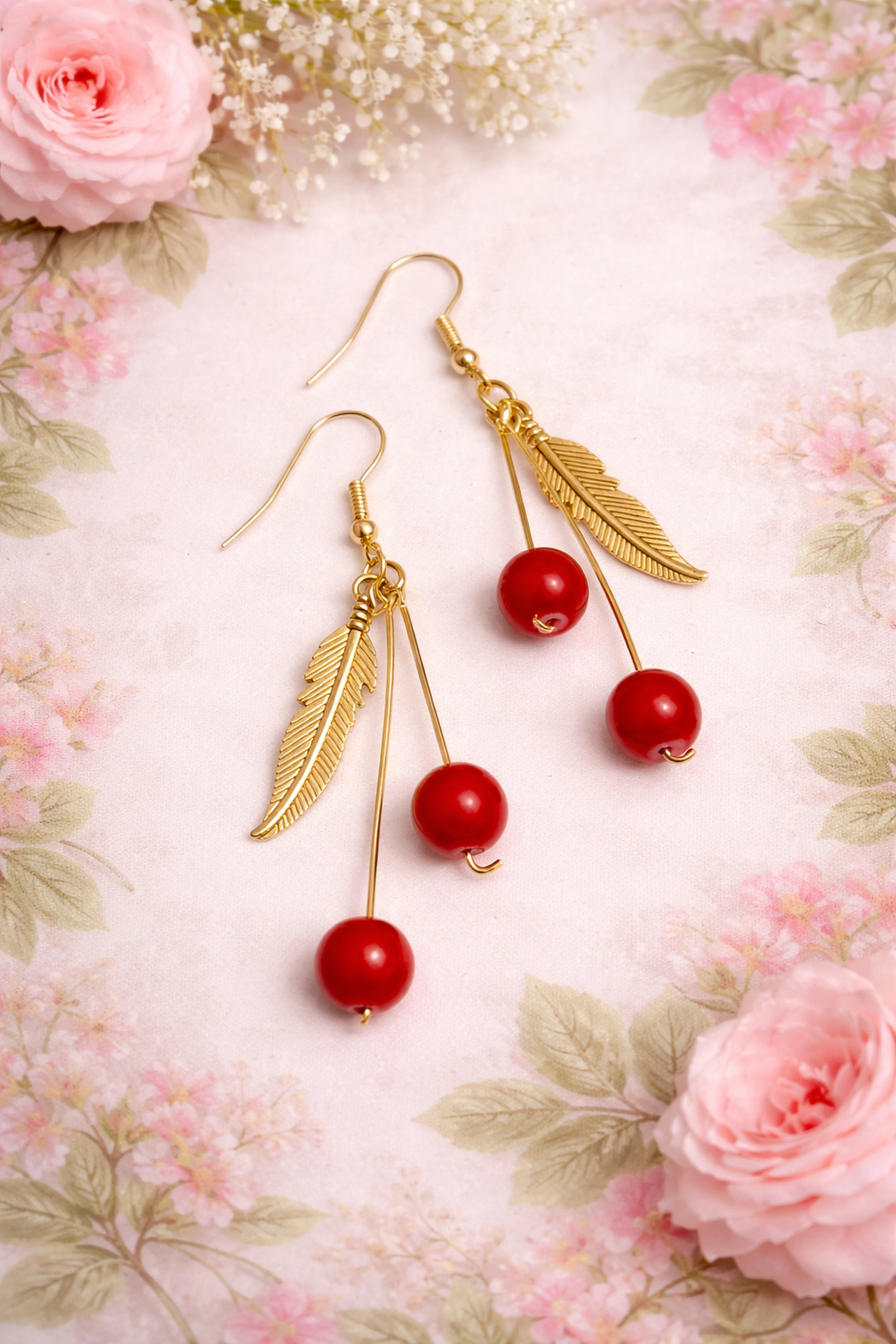 Cercei cirese cu margele de portelan 01997 - bijuterii - cercei - cercei din mărgele - Artynos.ro