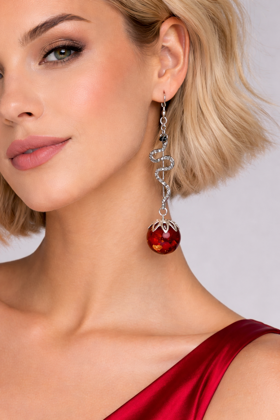 Cercei din rasina si flori naturale 02041 - bijuterii - cercei - cercei din rășină - Artynos.ro