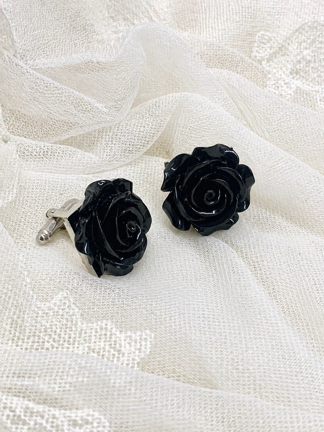 set bijuterii-accesorii pentru un cuplu 02061 - accesorii nuntă - bijuterii mireasă - manșete nuntă și ace de cravată - Artynos.ro