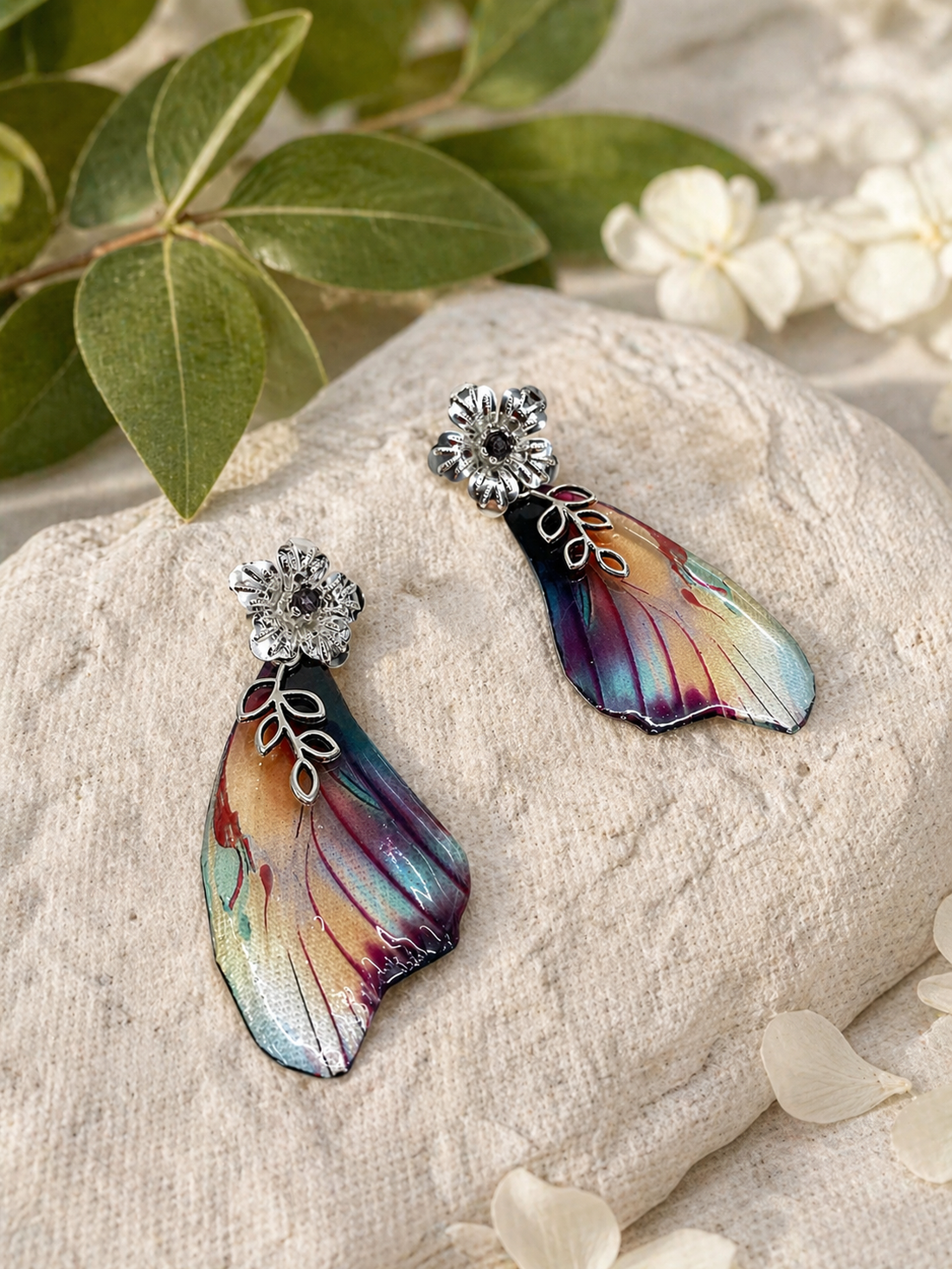 Cercei cu rasina si sidef 02065 - bijuterii - cercei - cercei din rășină - Artynos.ro