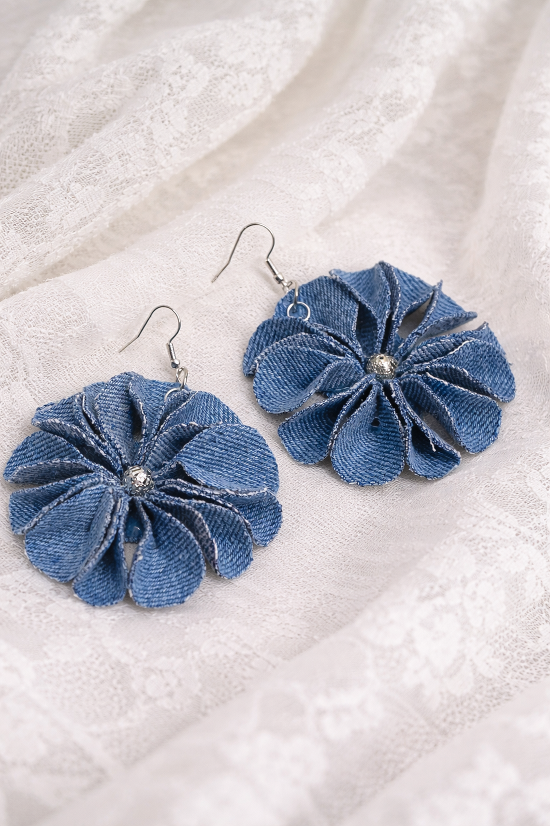Cercei din denim-blugi 02339 - bijuterii - cercei - cercei lungi - Artynos.ro