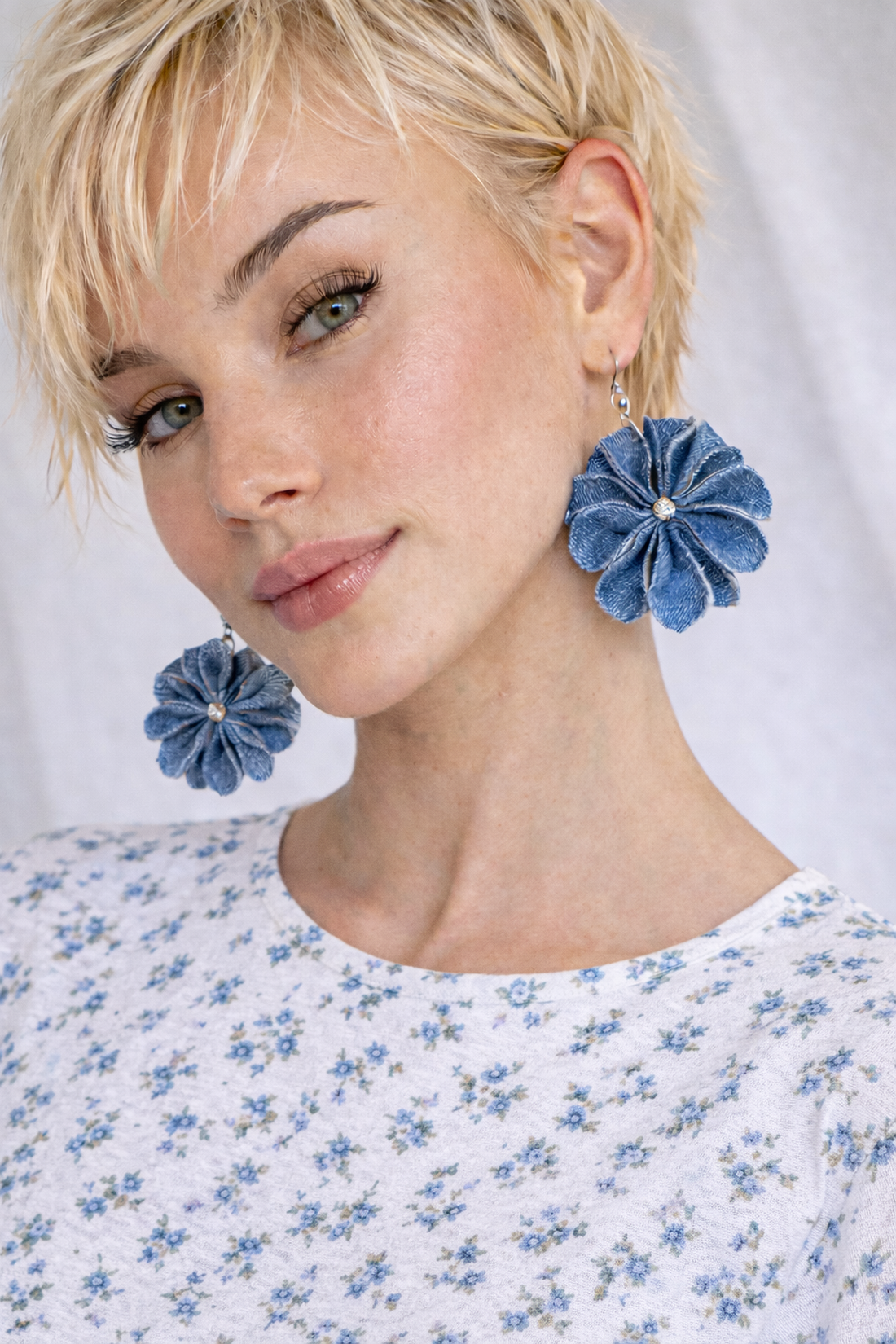 Cercei din denim-blugi 02339 - bijuterii - cercei - cercei lungi - Artynos.ro