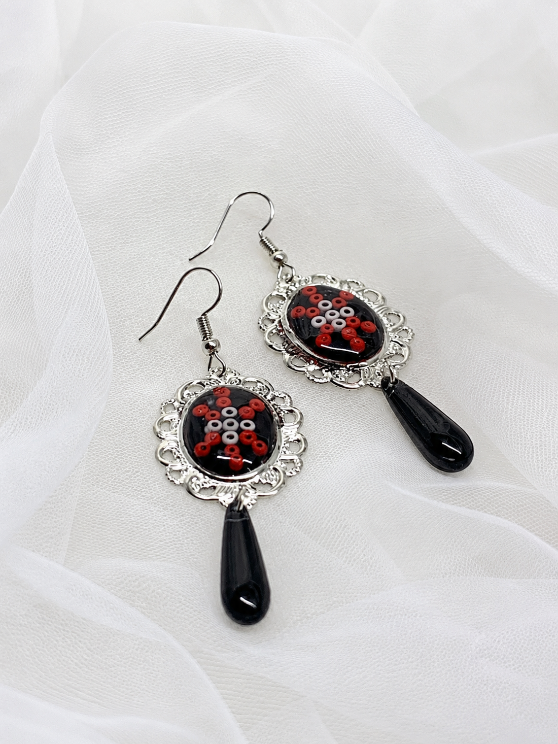 Cercei motiv popular traditional 02487 - bijuterii - cercei - cercei din rășină - Artynos.ro
