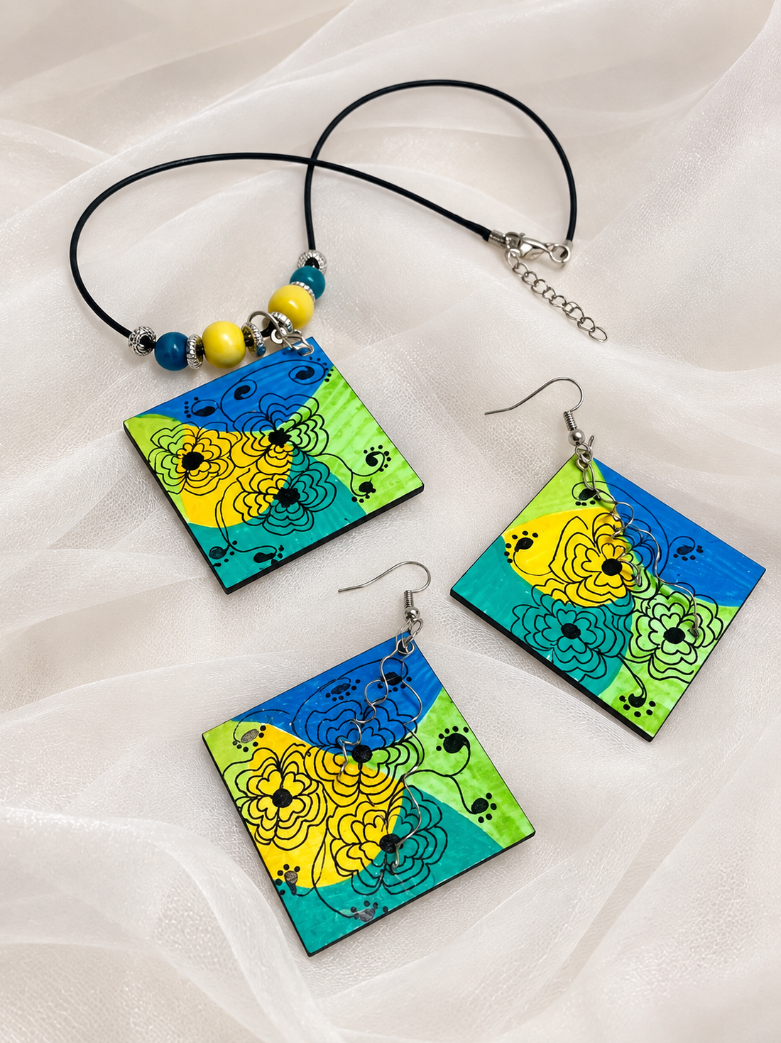 Set handmade unicat din lemn- pictat manual 00892 - bijuterii - seturi de bijuterii - Artynos.ro
