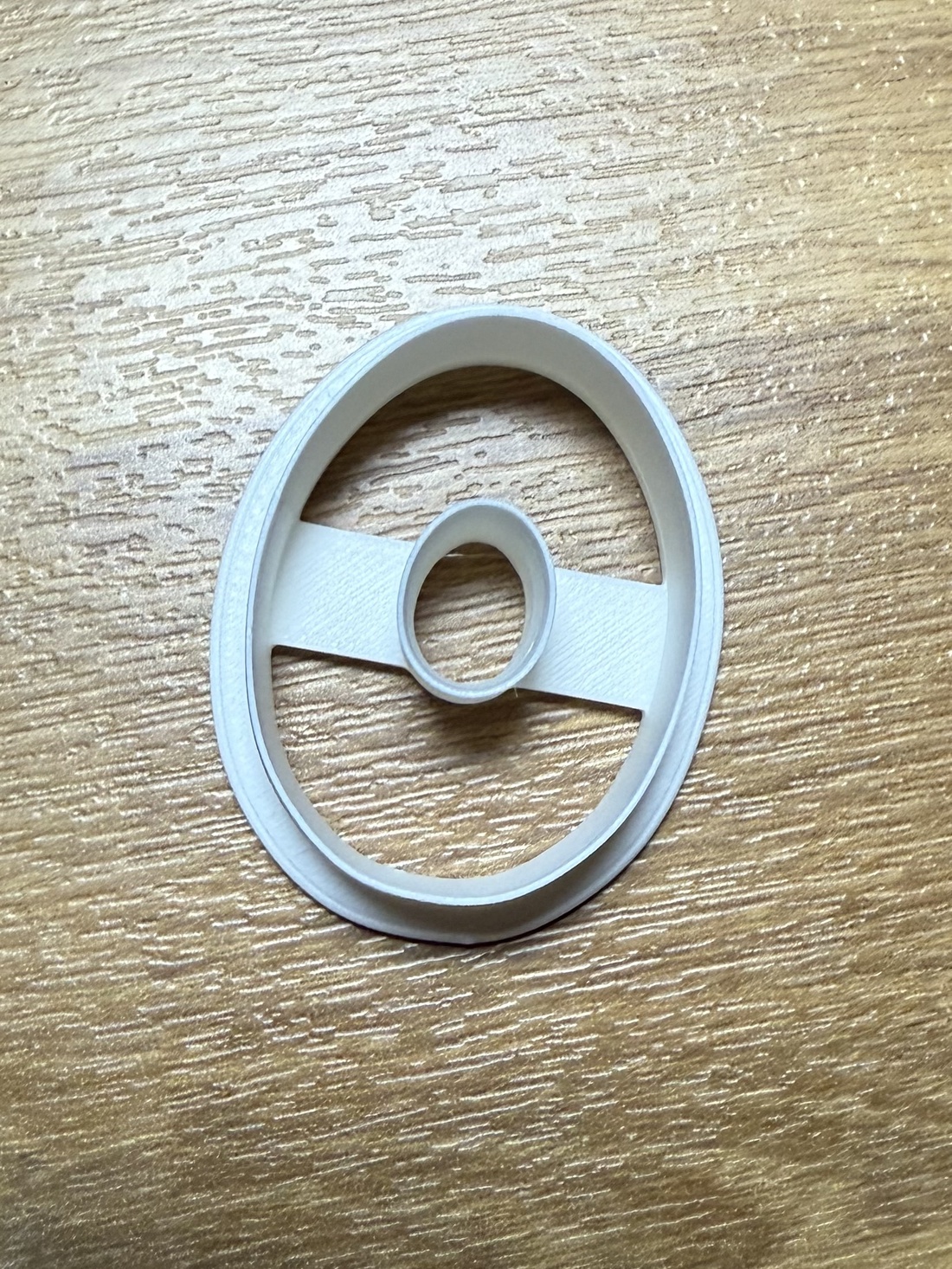 Cutter Decupator Forma lut polimeric oval - bijuterii - cercei - cercei și ornamente pentru urechi - Artynos.ro Cutter Decupator Forma lut polimeric oval - bijuterii - cercei - cercei și ornamente pentru urechi - Artynos.ro