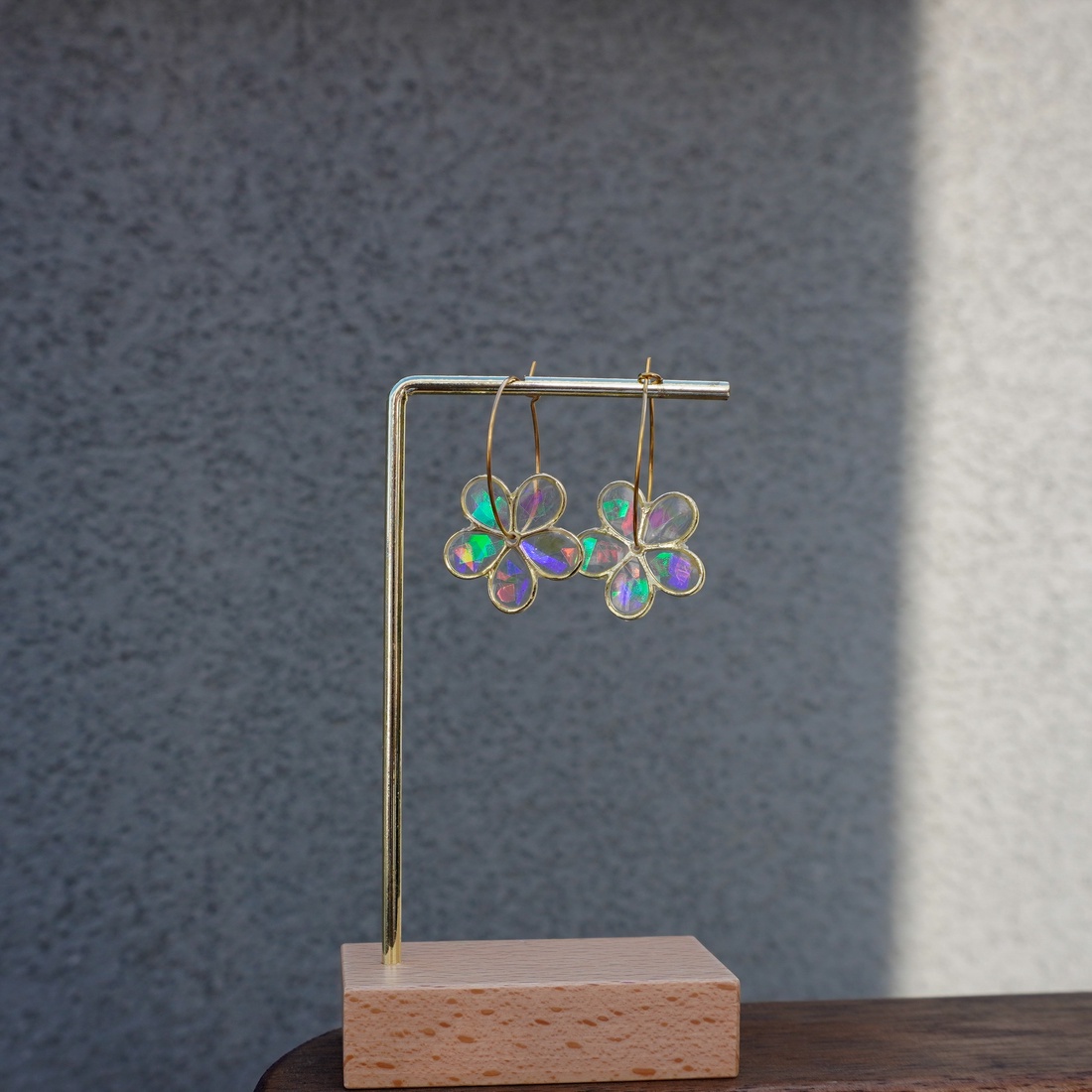 Cercei Handmade Halora - bijuterii - cercei - cercei agățați - Artynos.ro Cercei Handmade Halora - bijuterii - cercei - cercei agățați - Artynos.ro