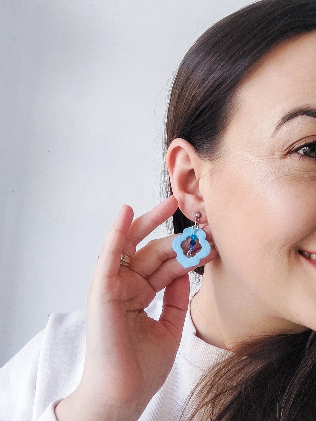 Cercei Eleganți Dama Baby Blue Handmade Lut Polimeric  - bijuterii - cercei - cercei din mărgele - Artynos.ro