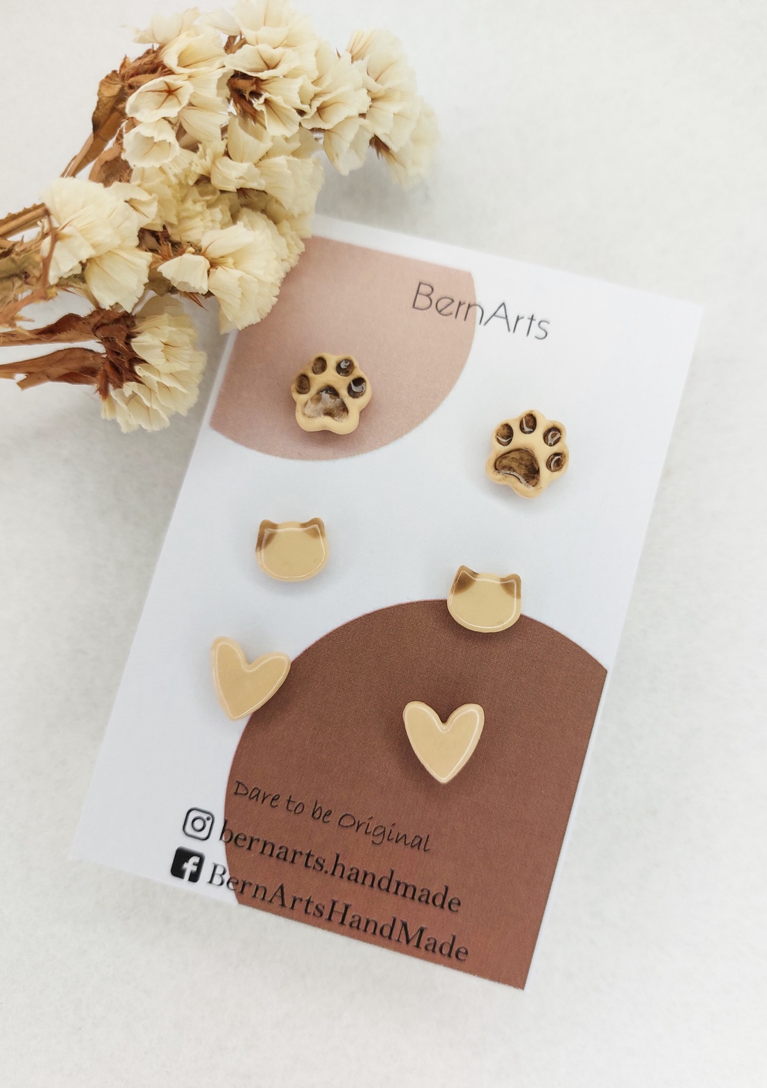 Set de cercei pentru iubitorii de pisici - Cat Lover - Crem/Bej - bijuterii - cercei - cercei cu figurine - Artynos.ro