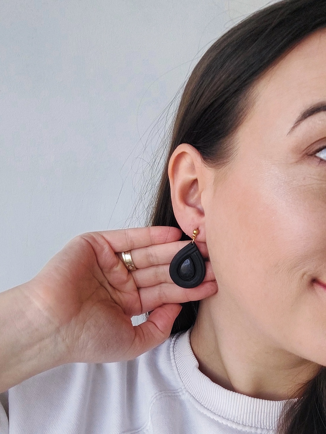 Cercei Eleganti - Minimalist - Negru - bijuterii - cercei - cercei lungi - Artynos.ro