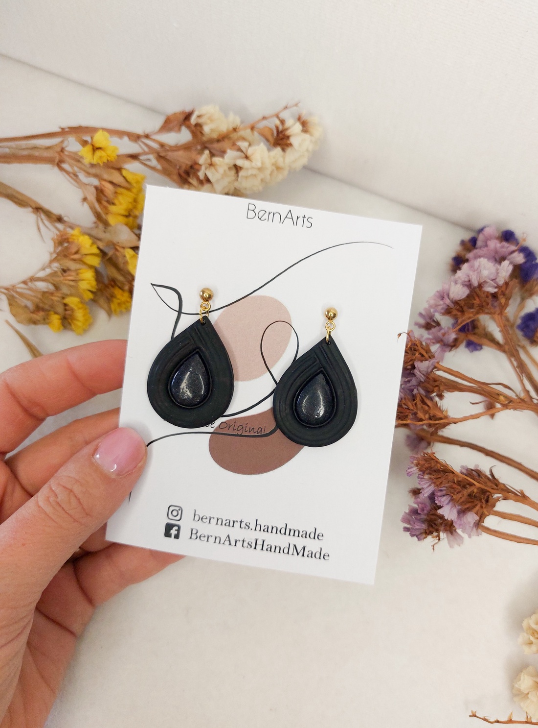 Cercei Eleganti - Minimalist - Negru - bijuterii - cercei - cercei lungi - Artynos.ro