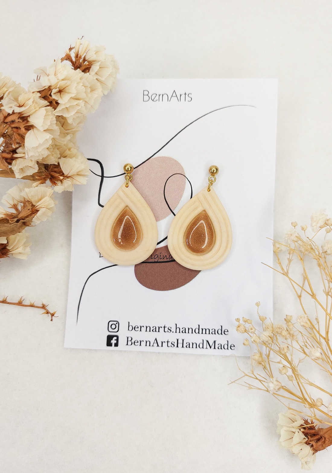 Cercei Eleganti - Minimalist - Bej/ Nuanță de Chihlimbar - bijuterii - cercei - cercei lungi - Artynos.ro