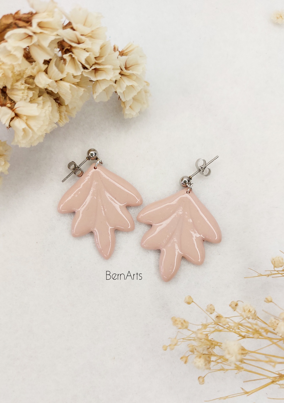 Cercei Hipoalergenici în Culori Neutre - bijuterii - cercei - cercei lungi - Artynos.ro