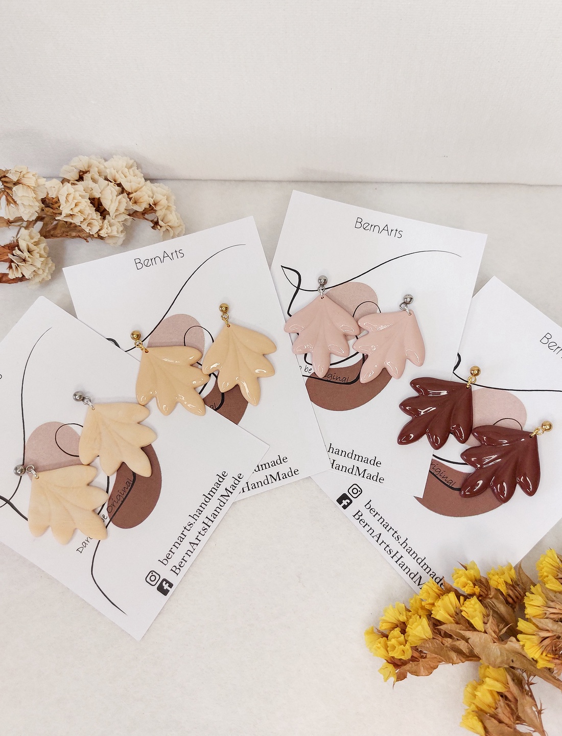 Cercei Hipoalergenici în Culori Neutre - bijuterii - cercei - cercei lungi - Artynos.ro