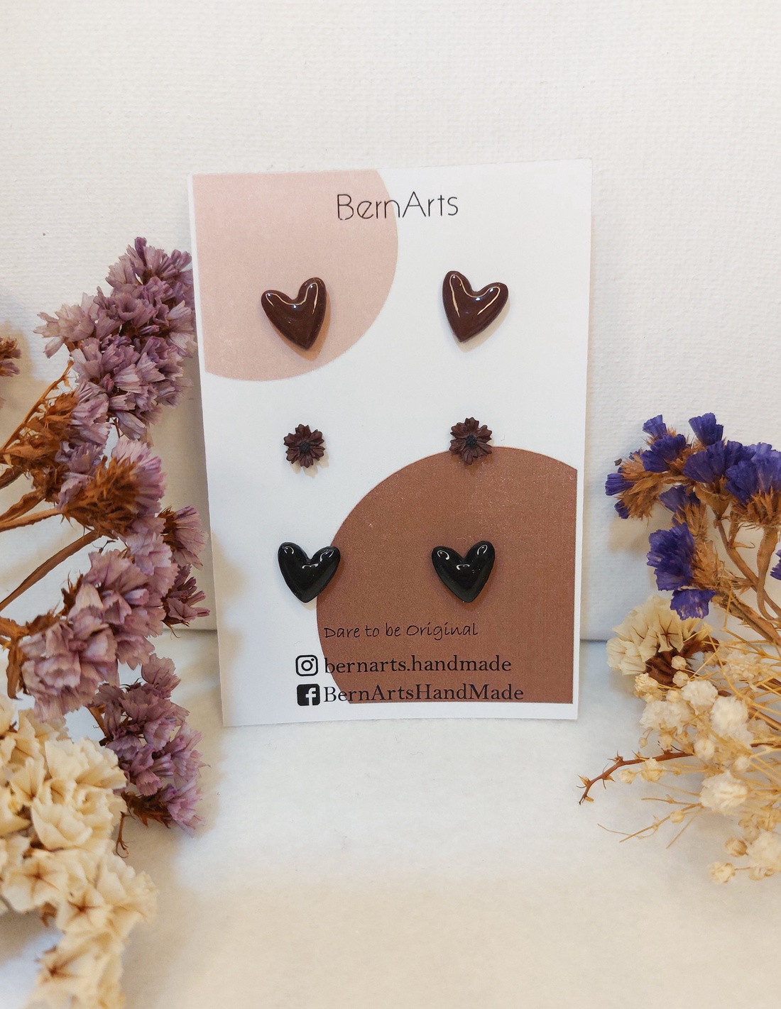 Cercei Mici Bordo ( Burgundy) Negru, Stud - Inimioară, Floricică - bijuterii - cercei - cercei cu figurine - Artynos.ro