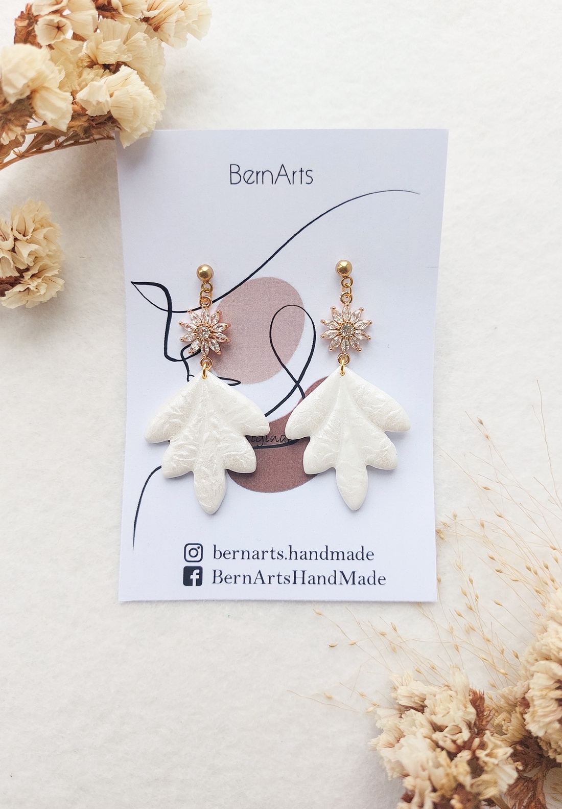 Cercei Mireasă Alb-Auriu Eleganti Deosebiti Handmade - accesorii nuntă - bijuterii mireasă - cercei mireasă - Artynos.ro