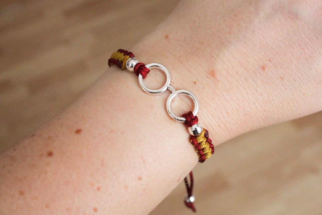 Brățară macramé împletită - Harry Potter burgundy/gold -  - Artynos.ro