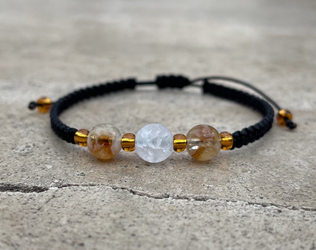 Set de brățări minerale din citrin Madeira și cristal de stâncă zdrobit mat - bijuterii - seturi de bijuterii - Artynos.ro Set de brățări minerale din citrin Madeira și cristal de stâncă zdrobit mat - bijuterii - seturi de bijuterii - Artynos.ro