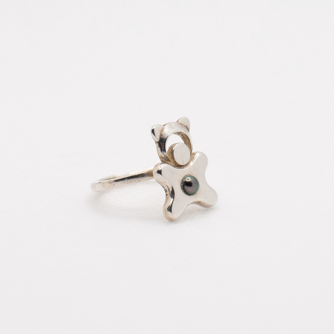 Animal-shaped, black pearl-decorated, adjustable-sized handcrafted silver ring for children - accessorii și unelte - mărgea, componente de bijuterii - alte piese - Artynos.ro Animal-shaped, black pearl-decorated, adjustable-sized handcrafted silver ring for children - accessorii și unelte - mărgea, componente de bijuterii - alte piese - Artynos.ro