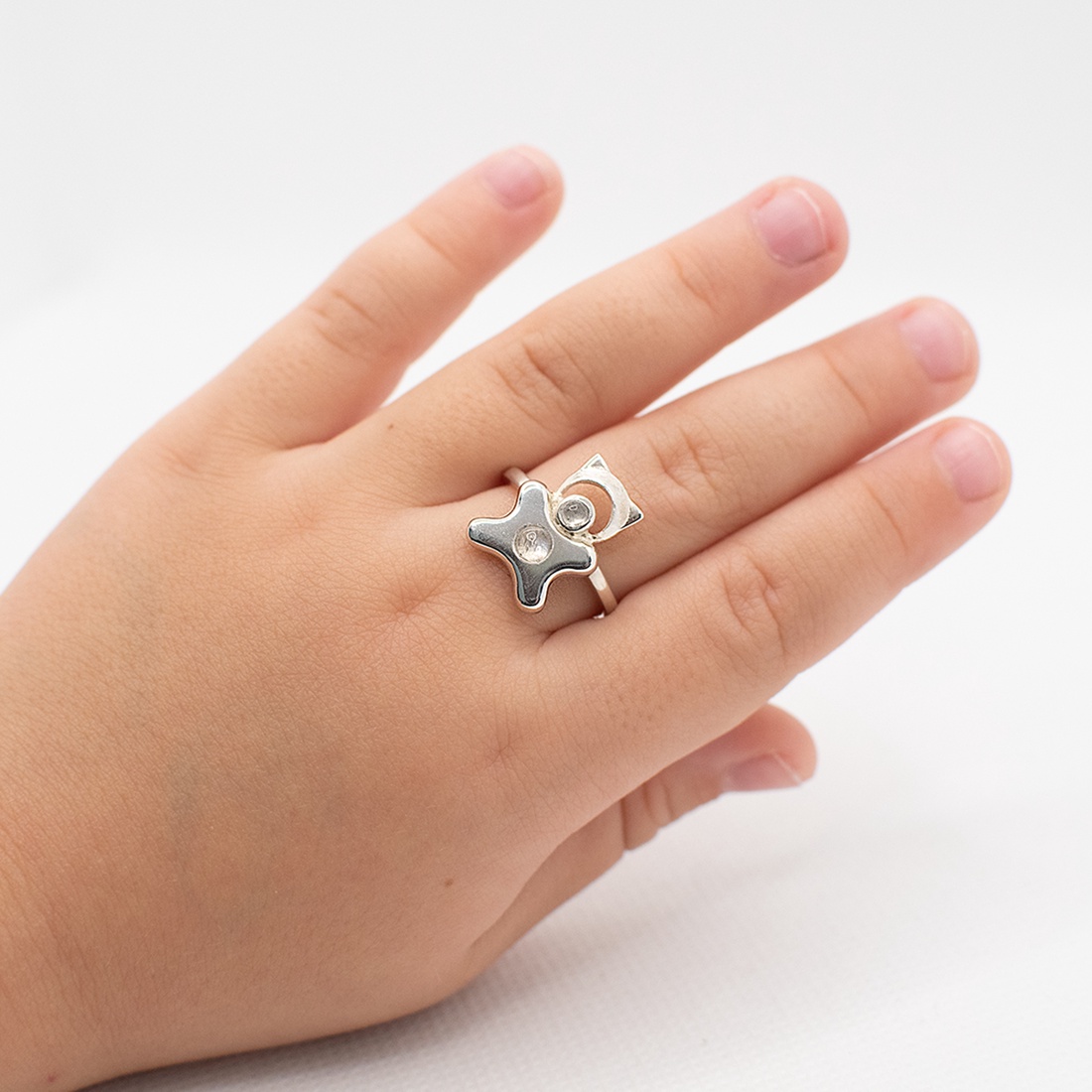 Animal-shaped, moonstone-decorated, adjustable-sized handcrafted silver ring for children - accessorii și unelte - mărgea, componente de bijuterii - alte piese - Artynos.ro