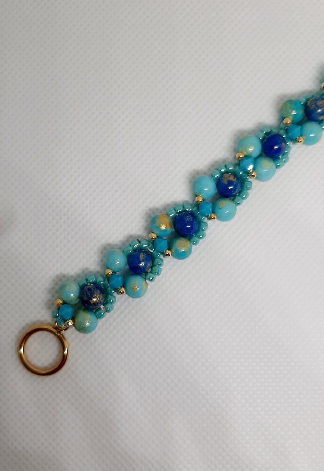 Bratara albastra din pietre crazy agat bleu si albastre si margele sticla turquoise  - bijuterii - brățări - brățări din mărgele - Artynos.ro