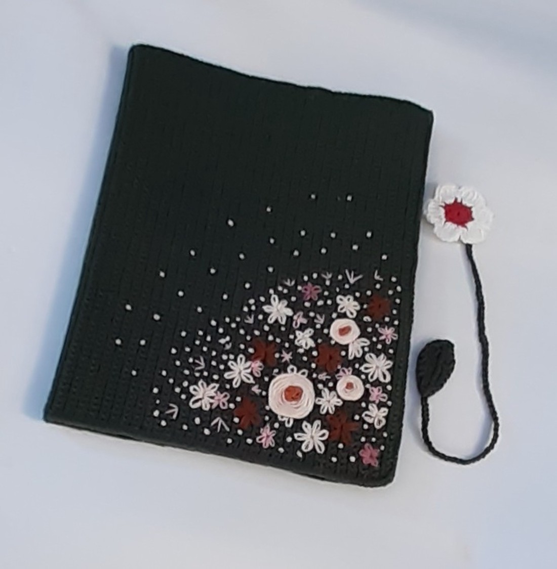 Croșetat și broderie carte capac set 100% microfibră acrilic fire carte capac + marcaj croșetat floare. -  - Artynos.ro