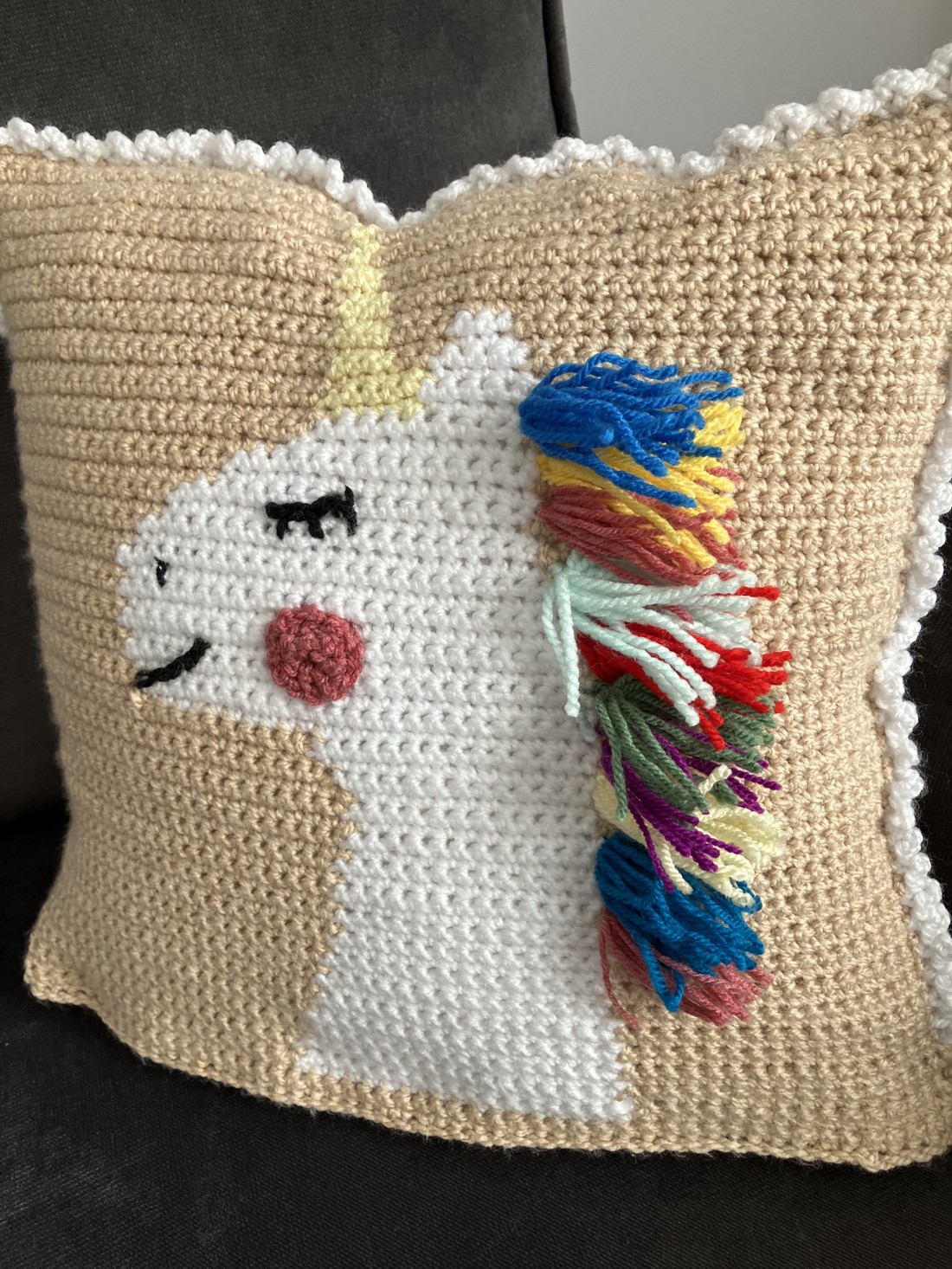 Unicorn pernă croșetat - - Artynos.ro Unicorn pernă croșetat - - Artynos.ro