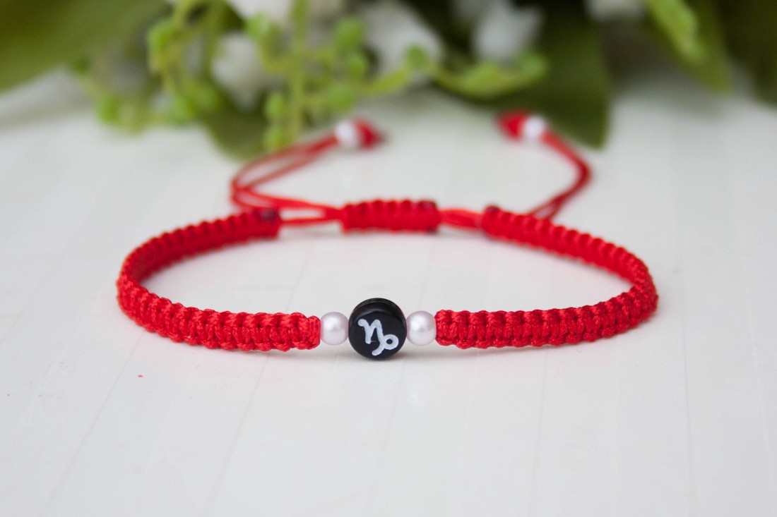 Brățară macramé împletită - Capricorn cu stea - bijuterii - brățări - brățări împletite - Artynos.ro