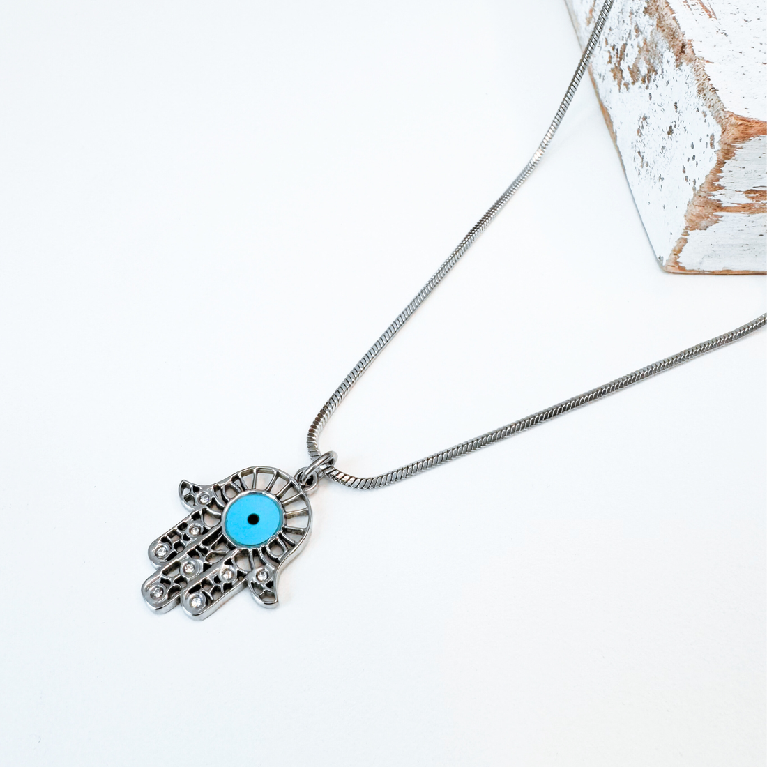 COLIER HAMSA DIN OTEL INOXIDABIL CU EVIL EYE BLEU - PROTECTIE ENERGII NEGATIVE - bijuterii - coliere - coliere cu pandantive - Artynos.ro COLIER HAMSA DIN OTEL INOXIDABIL CU EVIL EYE BLEU - PROTECTIE ENERGII NEGATIVE - bijuterii - coliere - coliere cu pandantive - Artynos.ro
