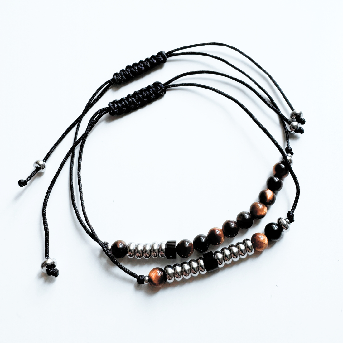 Set bratari cuplu din otel inoxidabil, onix si ochi de tigru in Cod Morse cu mesaj - The sun / The moon - bijuterii - brățări - brățară cu mărgele - Artynos.ro Set bratari cuplu din otel inoxidabil, onix si ochi de tigru in Cod Morse cu mesaj - The sun / The moon - bijuterii - brățări - brățară cu mărgele - Artynos.ro