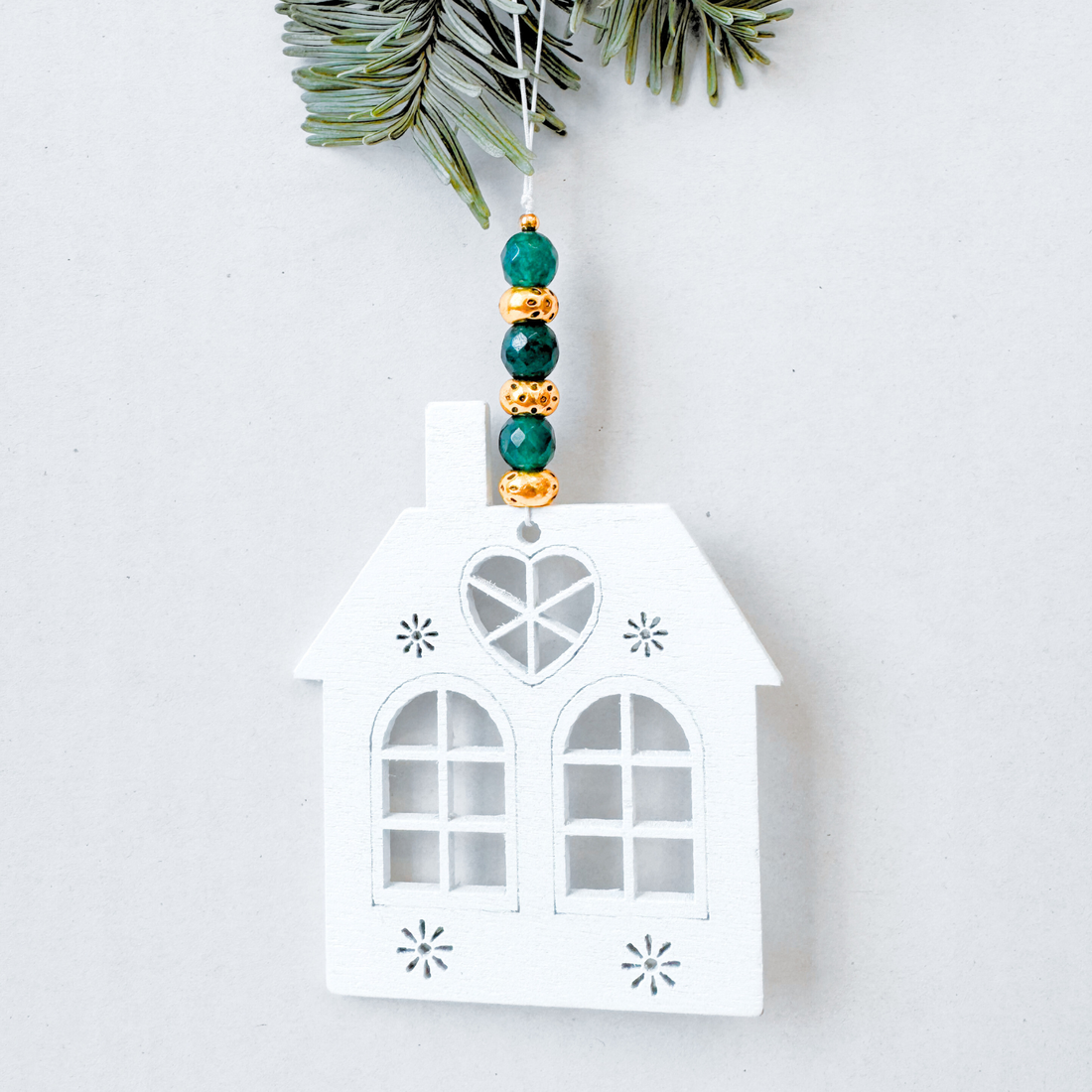 Decoratiune de Craciun cu cristale de jad verde - casuta - crăciun - decorațiuni de crăciun de casă - pom de crăciun  - Artynos.ro