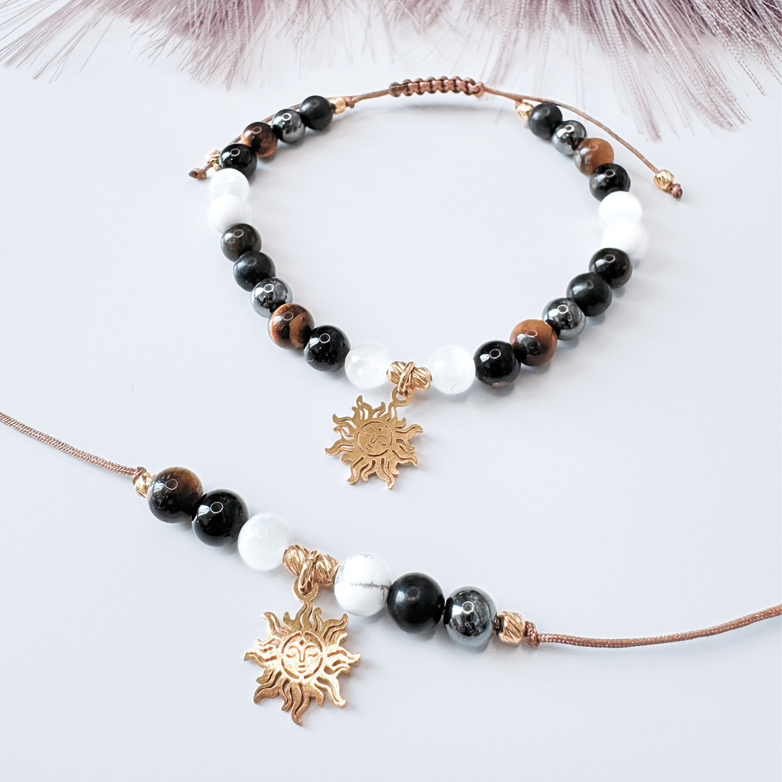 Set colier si bratara cu cristale impotriva energiilor negative si pandantiv soare - Auriu - bijuterii - seturi de bijuterii - Artynos.ro