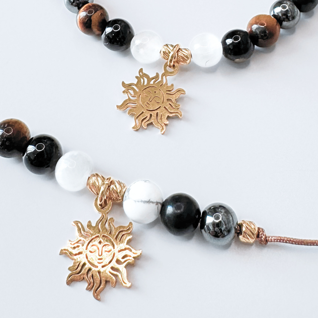 Set colier si bratara cu cristale impotriva energiilor negative si pandantiv soare - Auriu - bijuterii - seturi de bijuterii - Artynos.ro