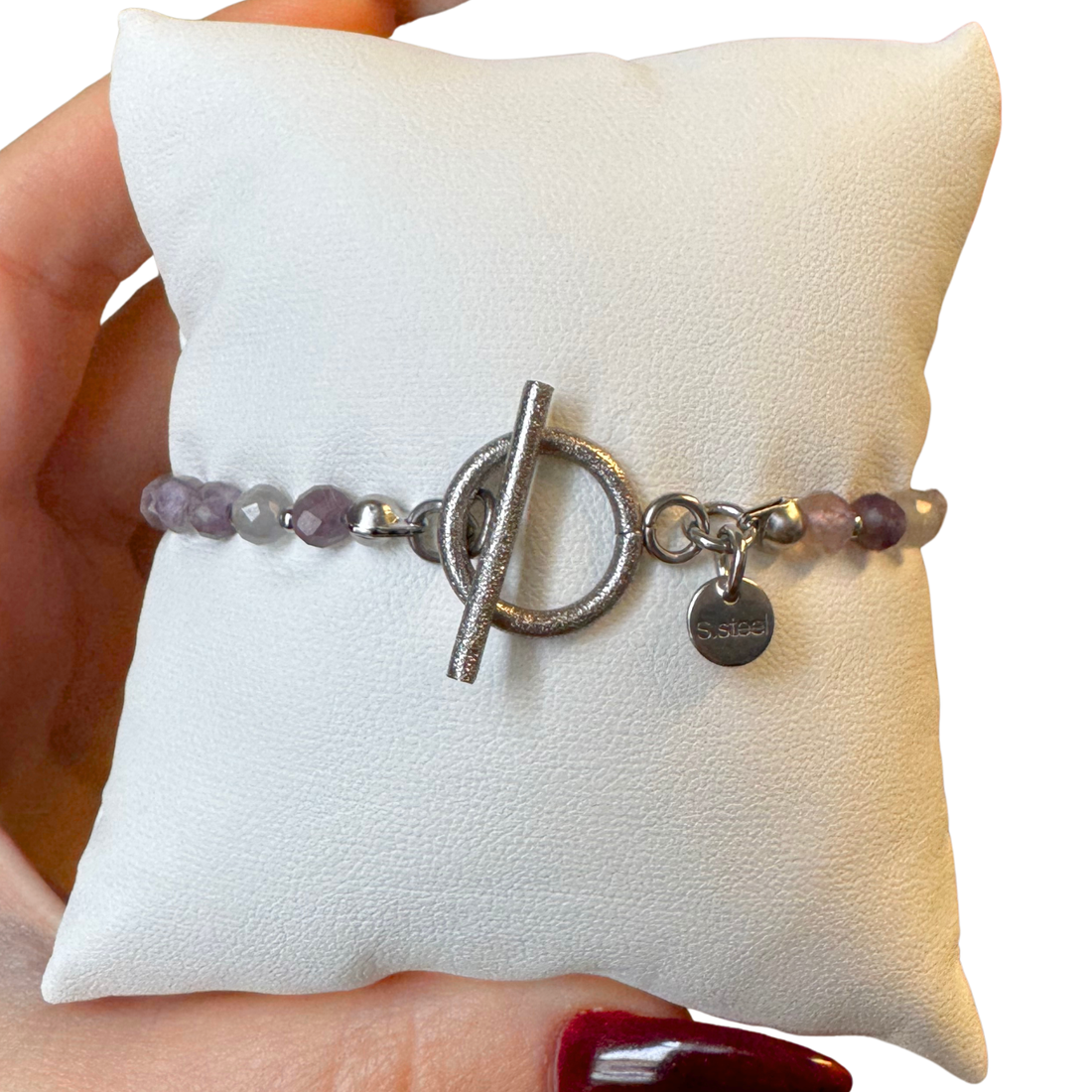 Bratara argintie din ametist si otel inoxidabil cu inchizatoare toggle - bijuterii - brățări - brățări din pietre semiprețioase - Artynos.ro
