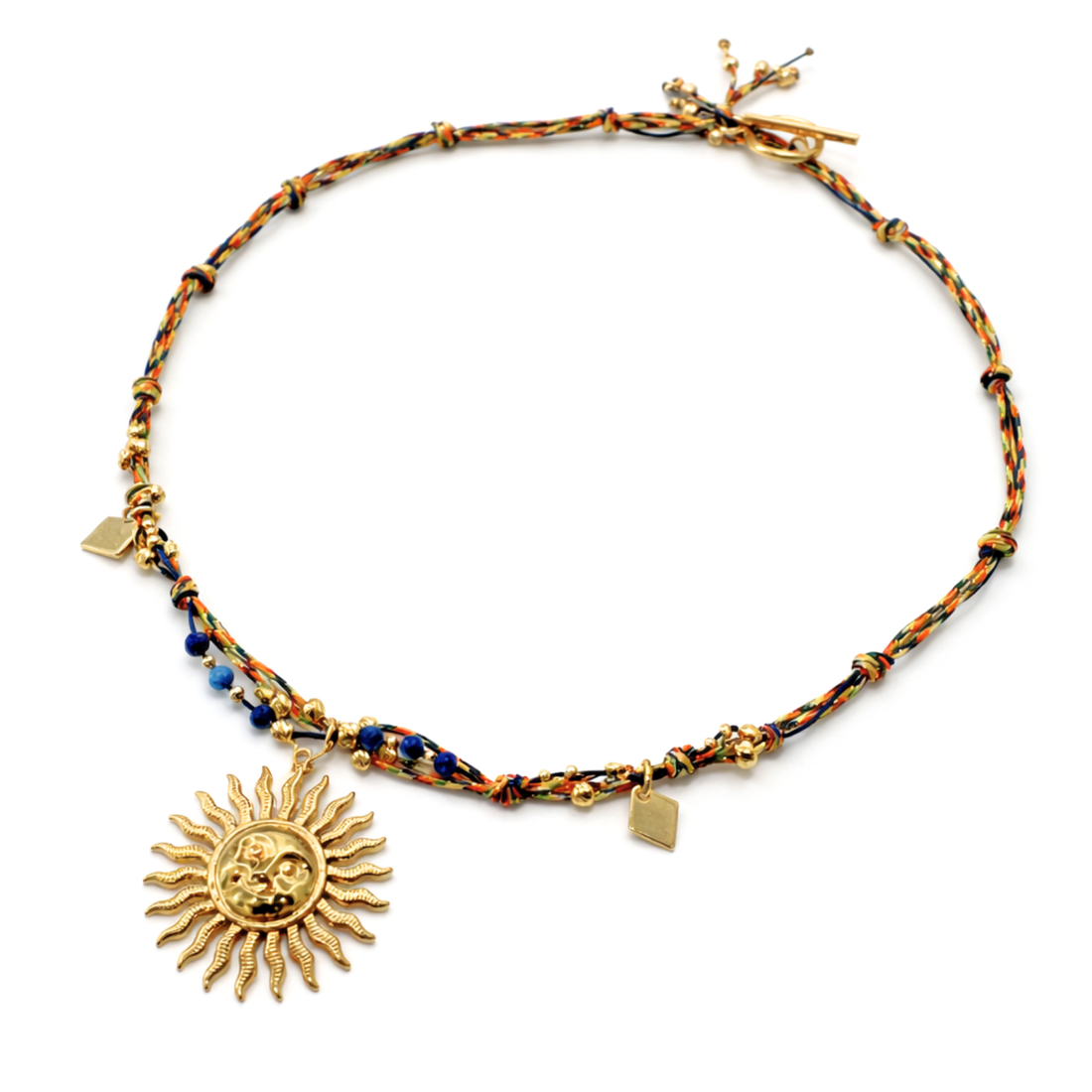 Colier boho auriu cu lapis lazuli si pandativ soare - bijuterii - coliere - coliere cu pandative - Artynos.ro