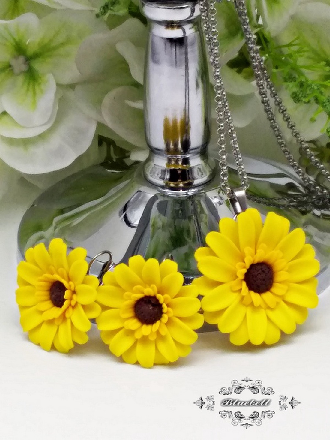 Set cu gerbera - bijuterii - seturi de bijuterii - Artynos.ro Set cu gerbera - bijuterii - seturi de bijuterii - Artynos.ro