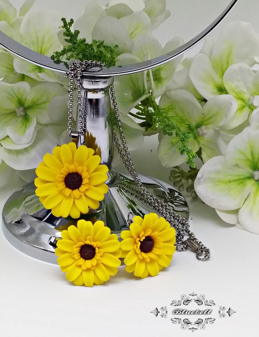Set cu gerbera - bijuterii - seturi de bijuterii - Artynos.ro Set cu gerbera - bijuterii - seturi de bijuterii - Artynos.ro