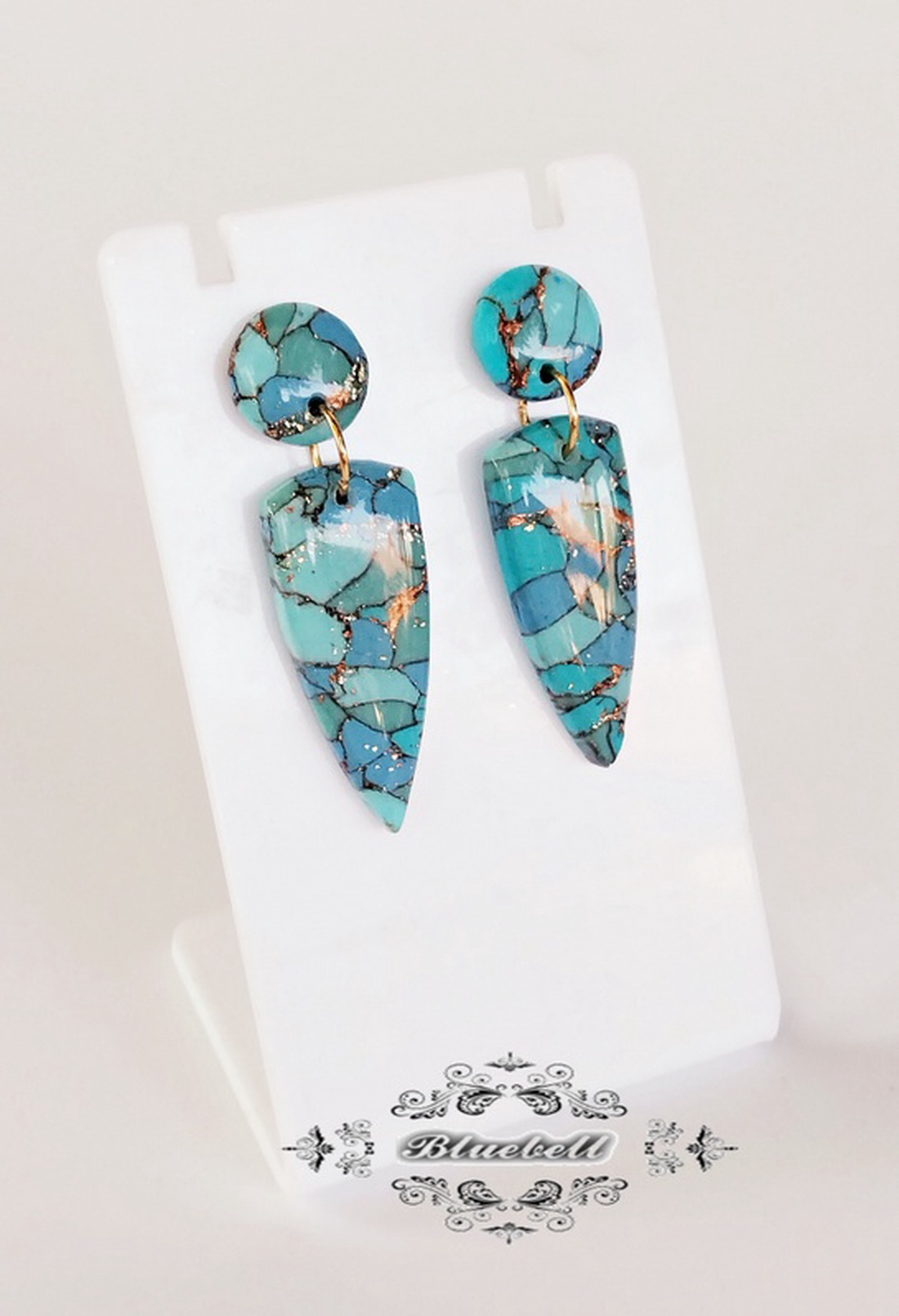 Cercei - bijuterii - cercei - cercei și ornamente pentru urechi - Artynos.ro Cercei - bijuterii - cercei - cercei și ornamente pentru urechi - Artynos.ro