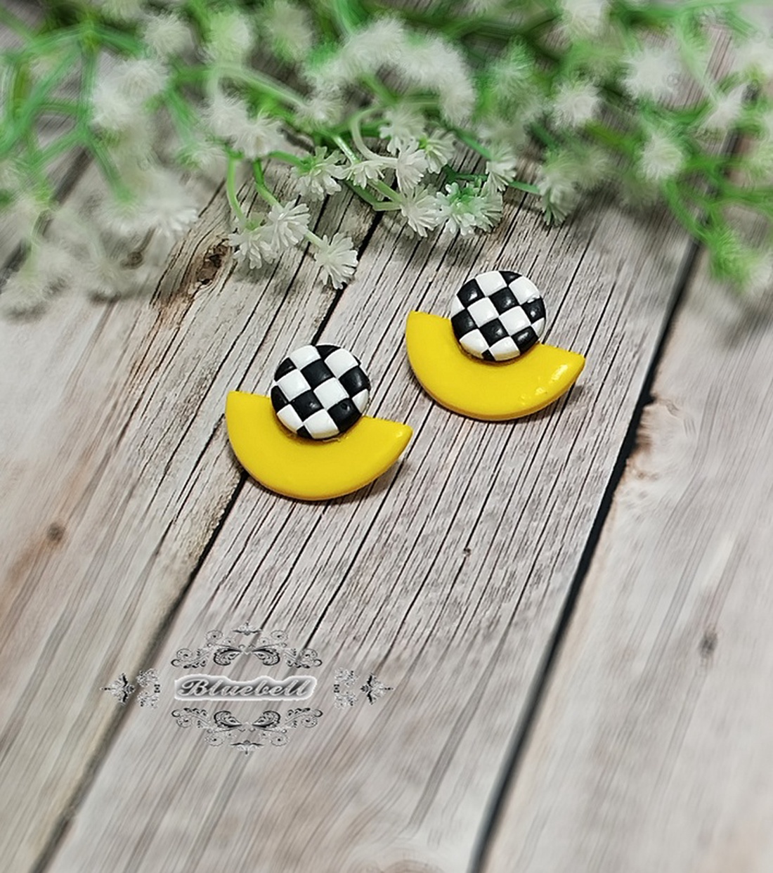 Cercei studs - bijuterii - cercei - cercei cu figurine - Artynos.ro Cercei studs - bijuterii - cercei - cercei cu figurine - Artynos.ro