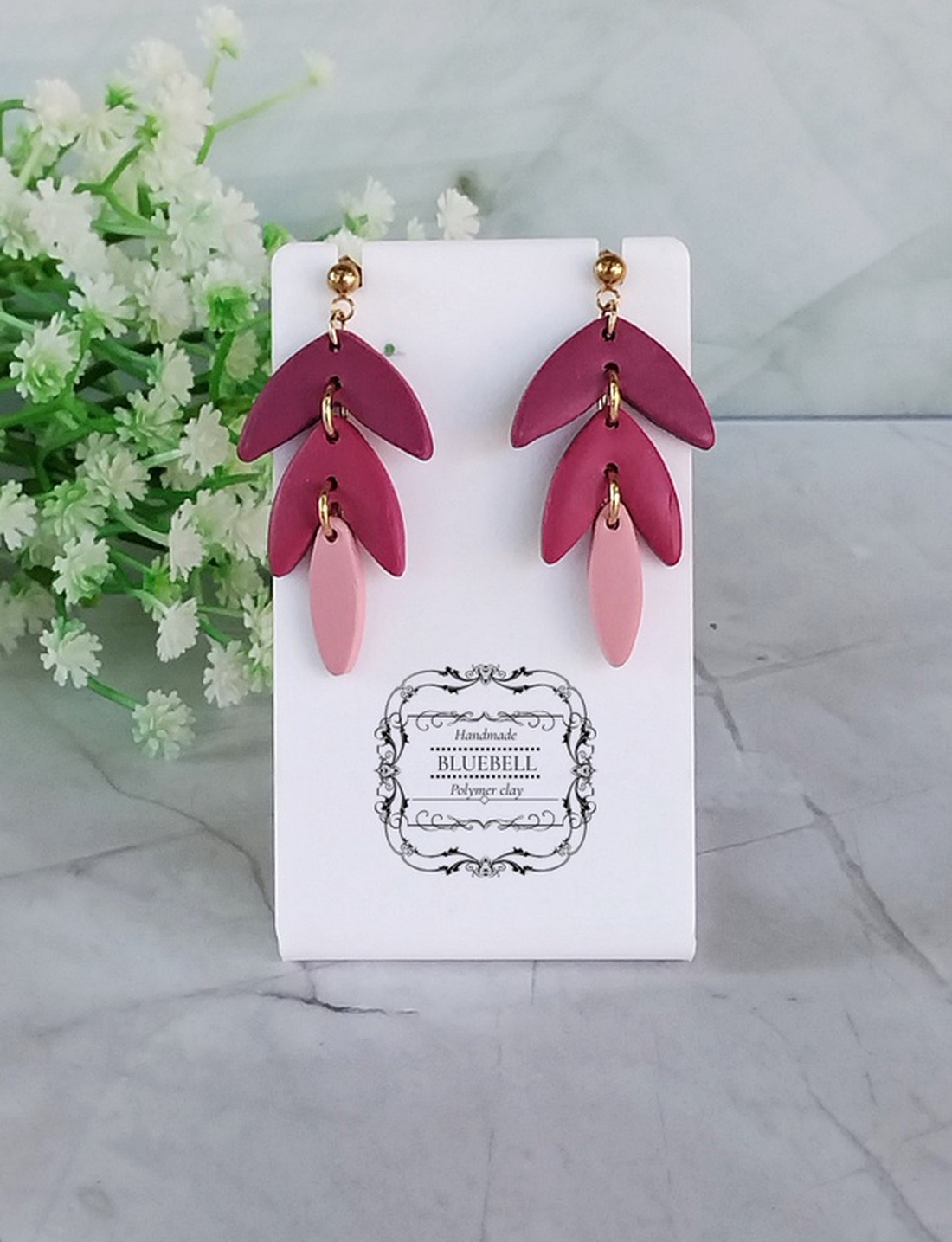 Cercei lungi, cu tijă - bijuterii - cercei - cercei cu figurine - Artynos.ro Cercei lungi, cu tijă - bijuterii - cercei - cercei cu figurine - Artynos.ro