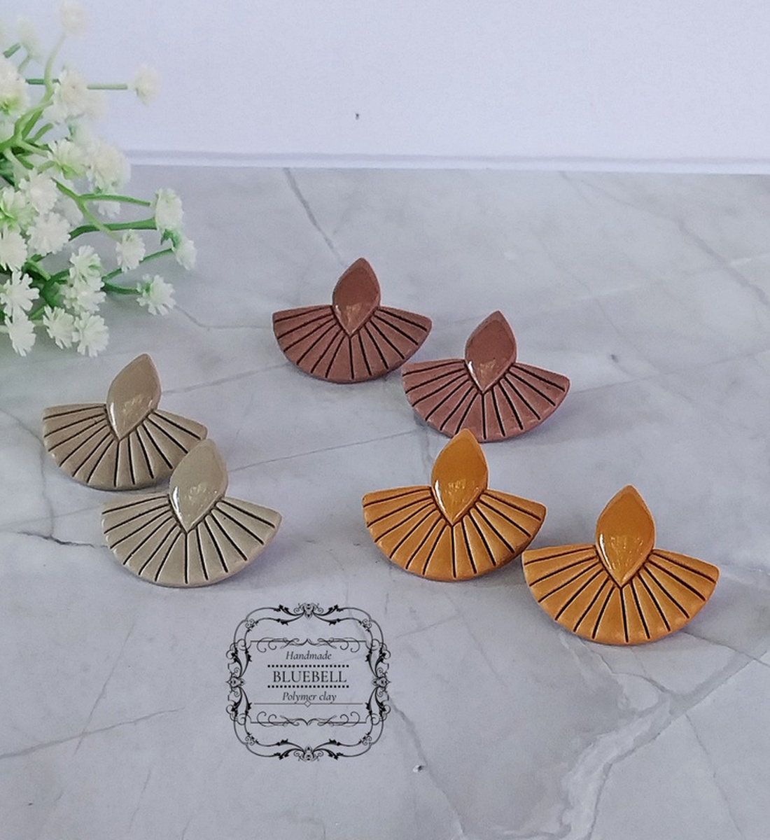 Cercei eleganți cu tijă  - bijuterii - cercei - cercei din rășină - Artynos.ro