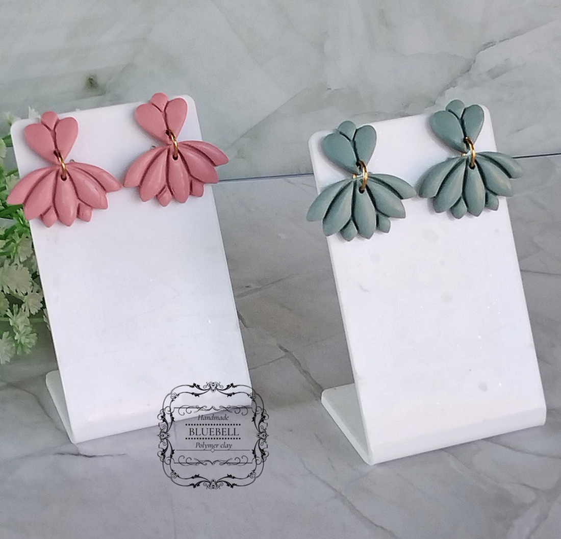 Cercei minimaliști cu tijă - bijuterii - cercei - cercei cu figurine - Artynos.ro Cercei minimaliști cu tijă - bijuterii - cercei - cercei cu figurine - Artynos.ro