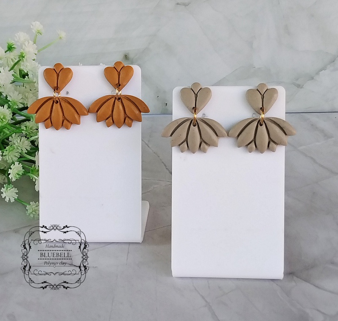 Cercei minimaliști cu tijă - bijuterii - cercei - cercei cu figurine - Artynos.ro Cercei minimaliști cu tijă - bijuterii - cercei - cercei cu figurine - Artynos.ro