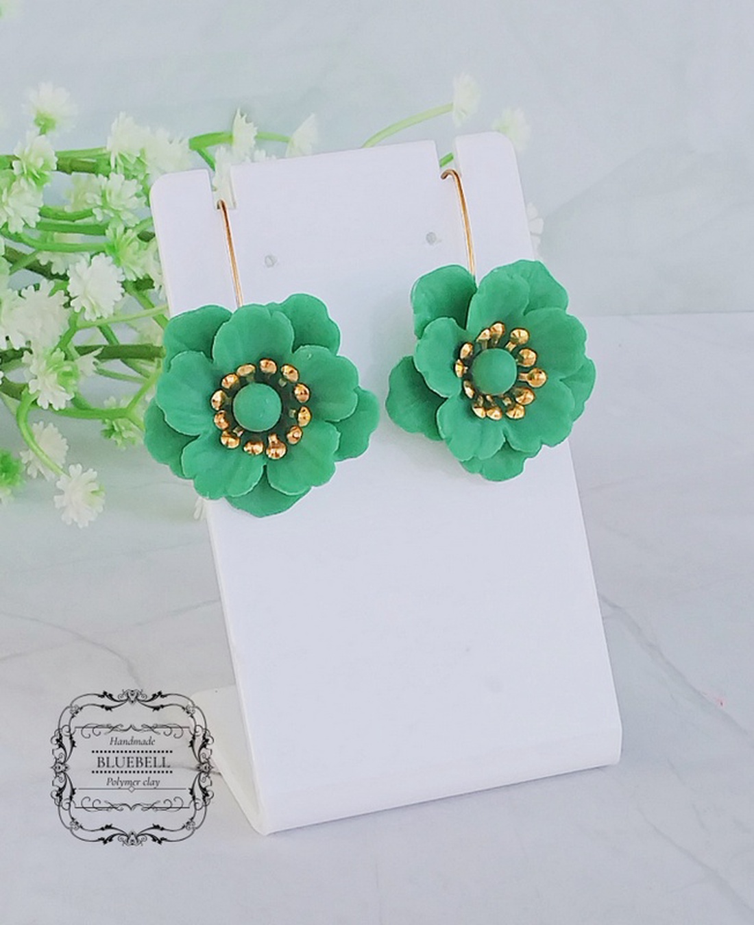 Cercei cu flori - bijuterii - cercei lungi - Artynos.ro Cercei cu flori - bijuterii - cercei lungi - Artynos.ro