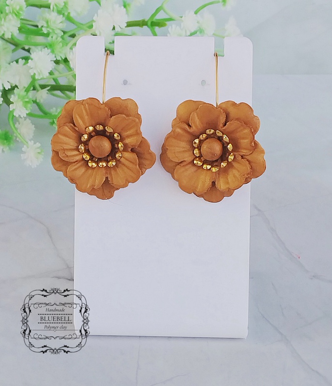 Cercei cu flori - bijuterii - cercei - cercei lungi - Artynos.ro Cercei cu flori - bijuterii - cercei - cercei lungi - Artynos.ro