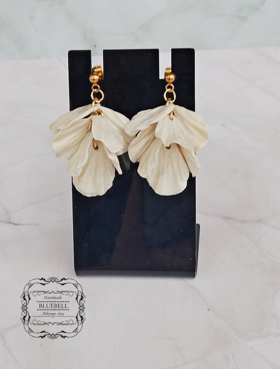 Cercei cu petale sidefate - bijuterii - cercei - cercei lungi - Artynos.ro