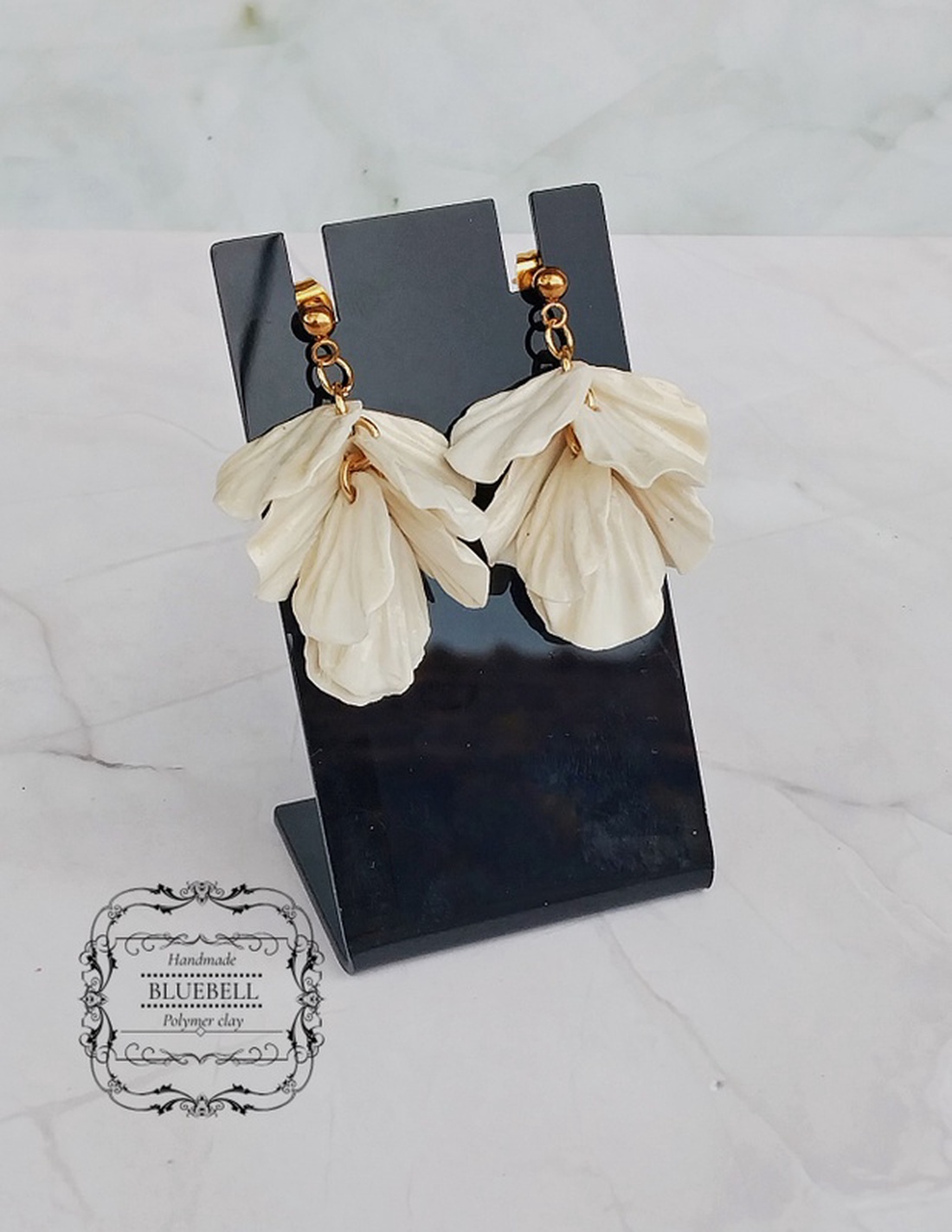 Cercei cu petale sidefate - bijuterii - cercei - cercei lungi - Artynos.ro