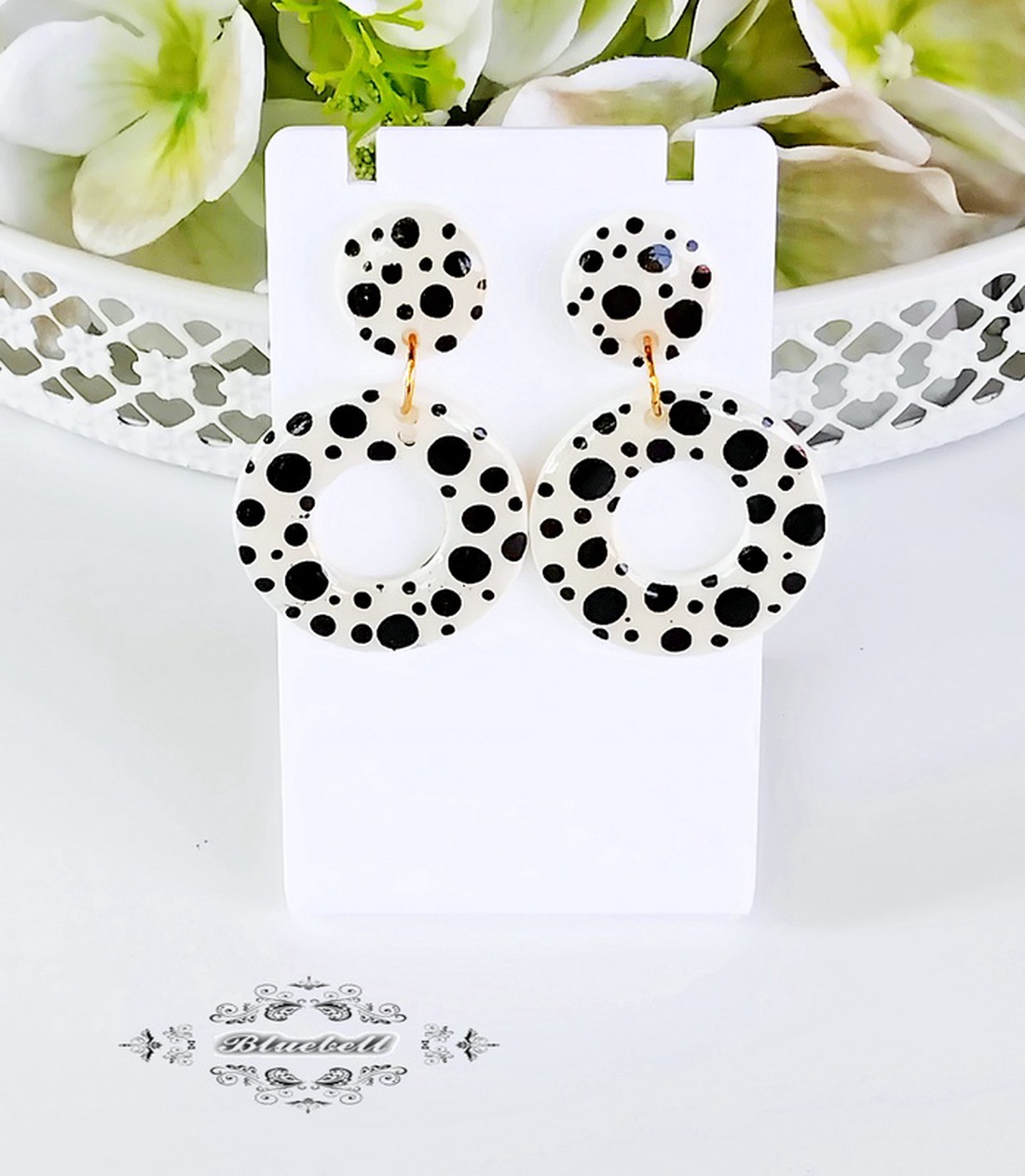 Cercei cu buline - bijuterii - cercei - cercei din rășină - Artynos.ro