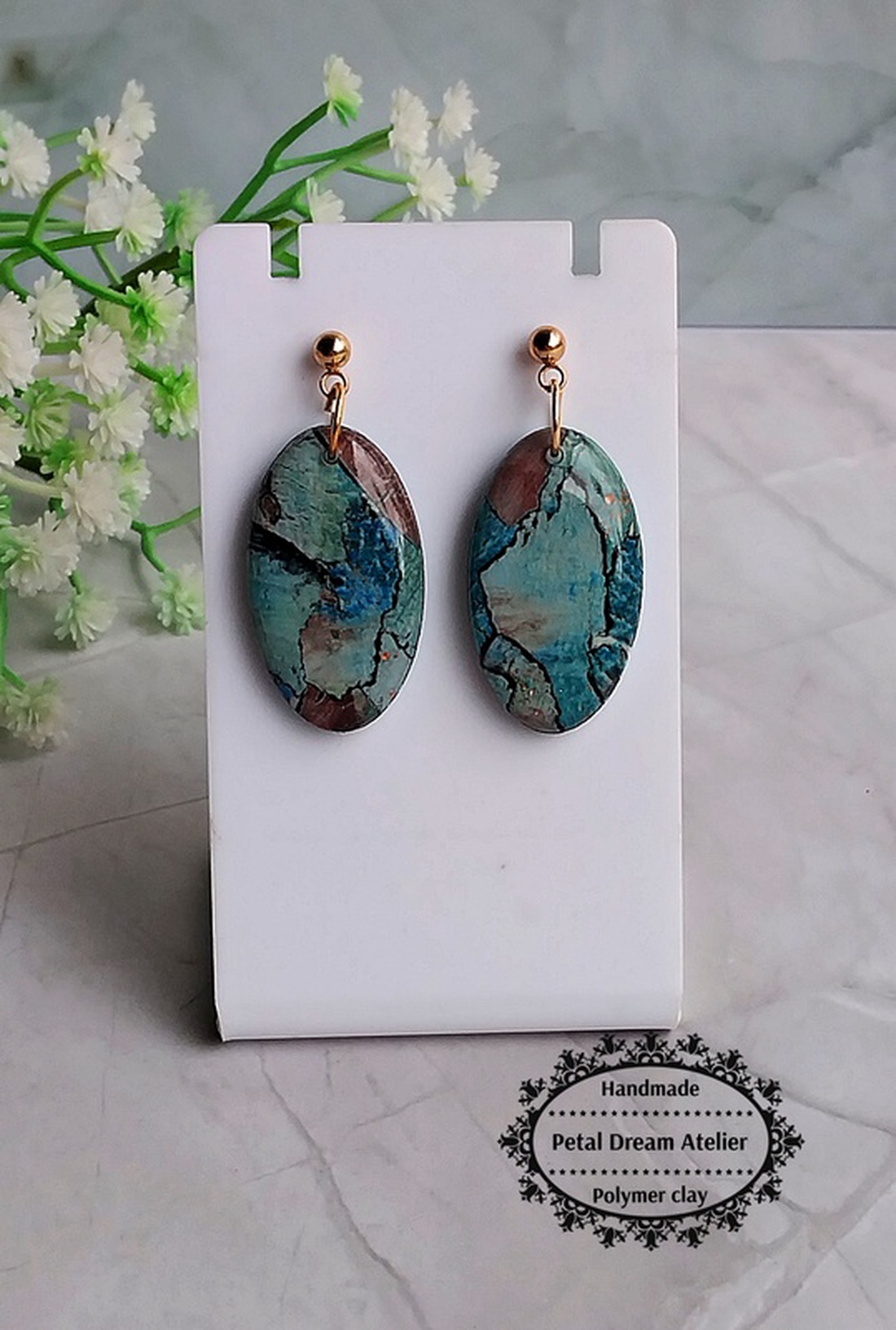 Cercei ovali cu rășină - bijuterii - cercei - cercei din rășină - Artynos.ro