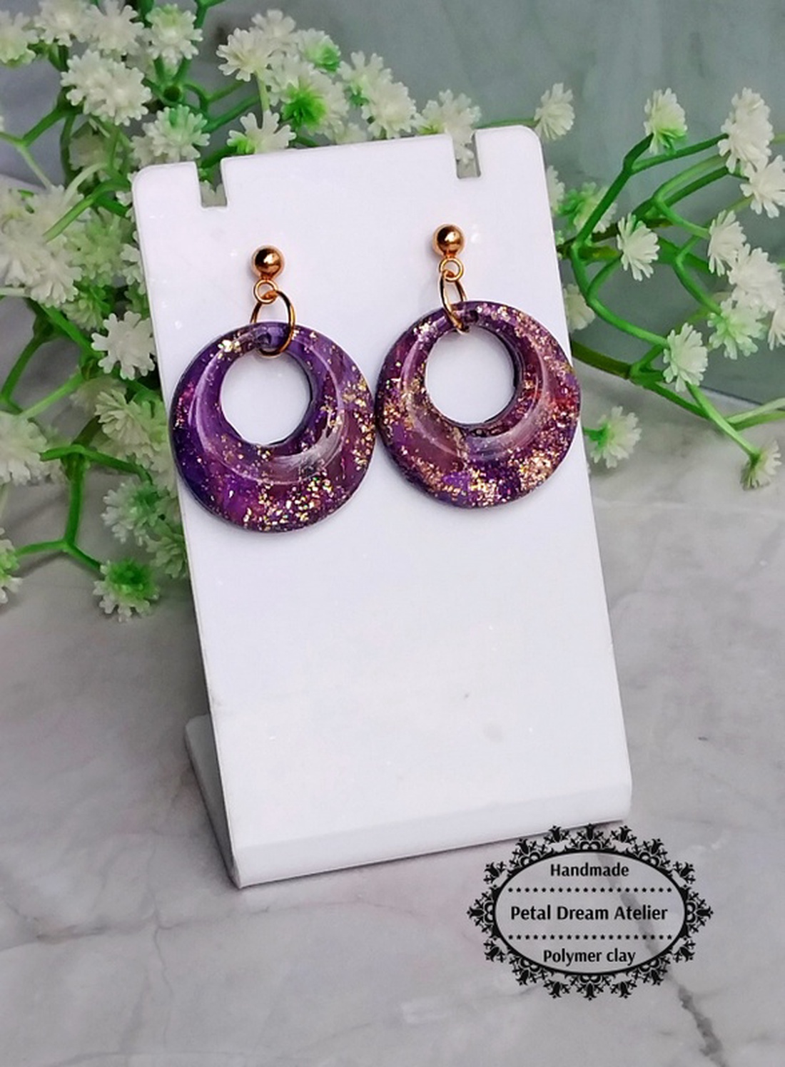 Cercei rotunzi cu rășină - bijuterii - cercei - cercei din rășină - Artynos.ro